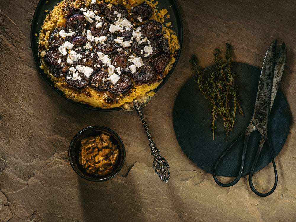 Tarte Tatin von roten Zwiebeln und Ziegenkäse -  van-den-berg-2