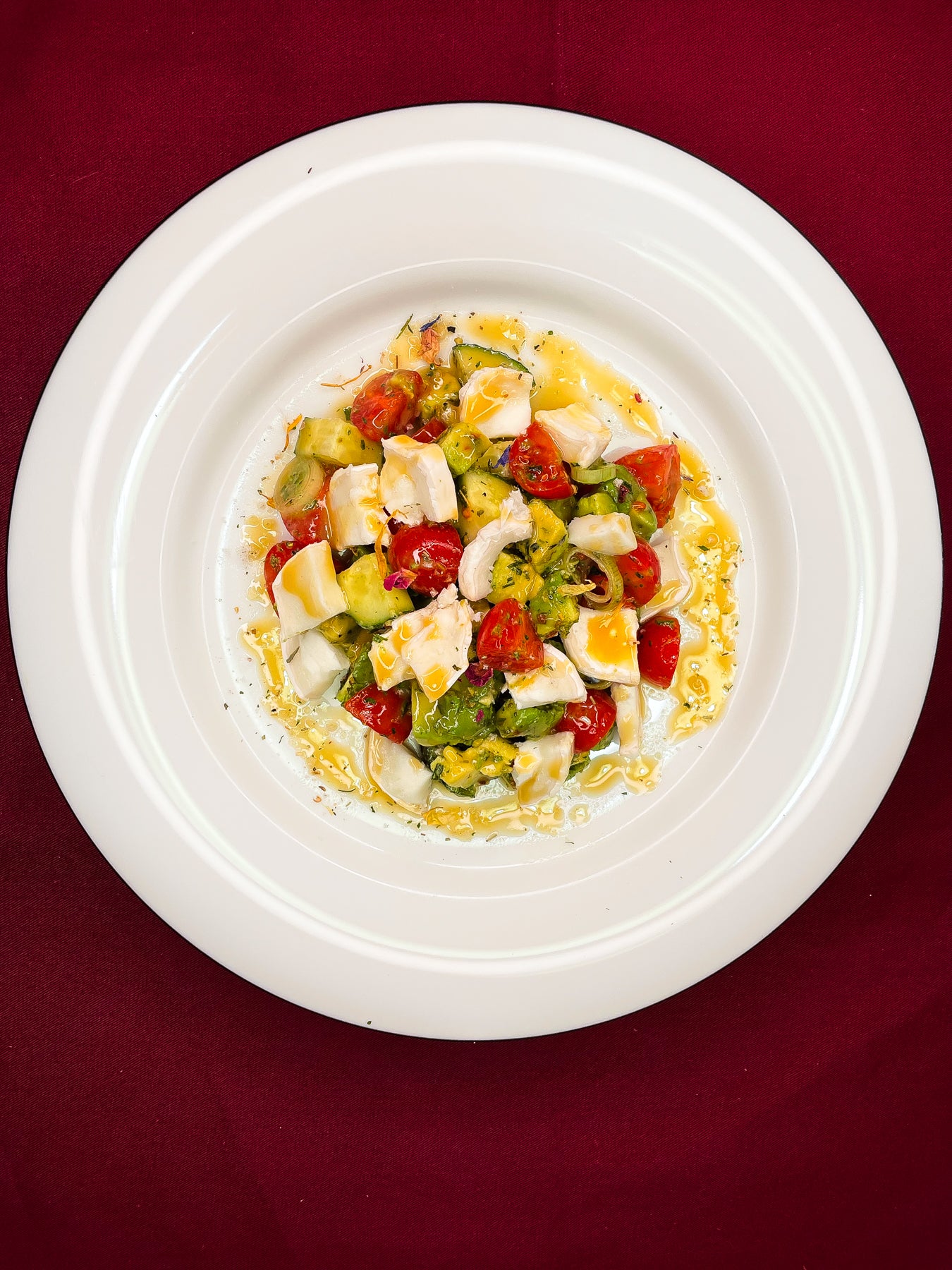files/Avocado_Salat_mit_Kardamom_Lavendelsirup_Dressing.jpg