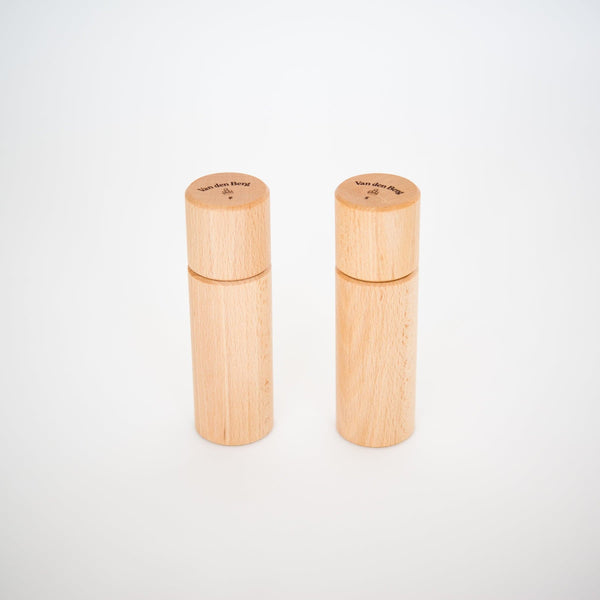 Salzmühle, handgemacht.